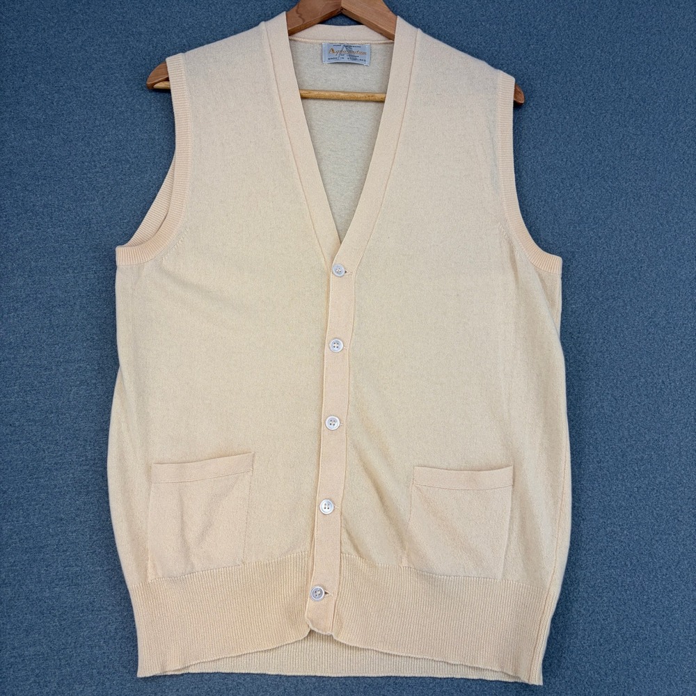Aquascutum London 100% Cashmere Cardigan Vest Mens 42 Cream Made in Scotland